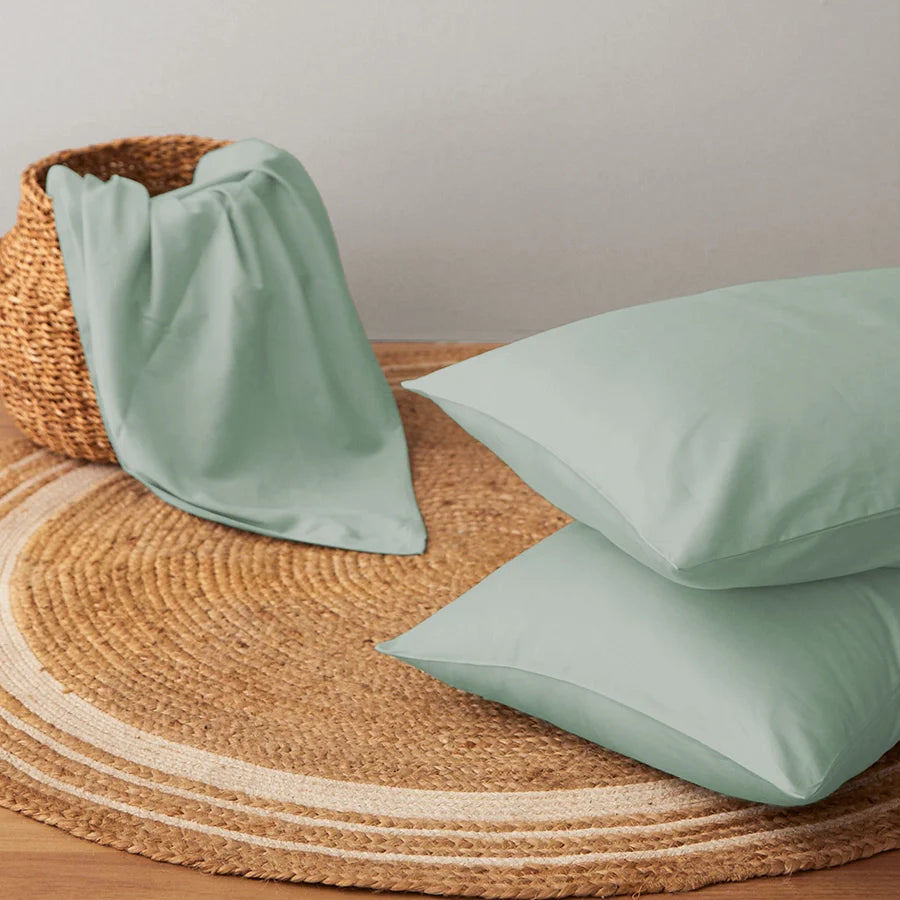 Niraa Luxury Charms - Solid 400 TC Bedsheets