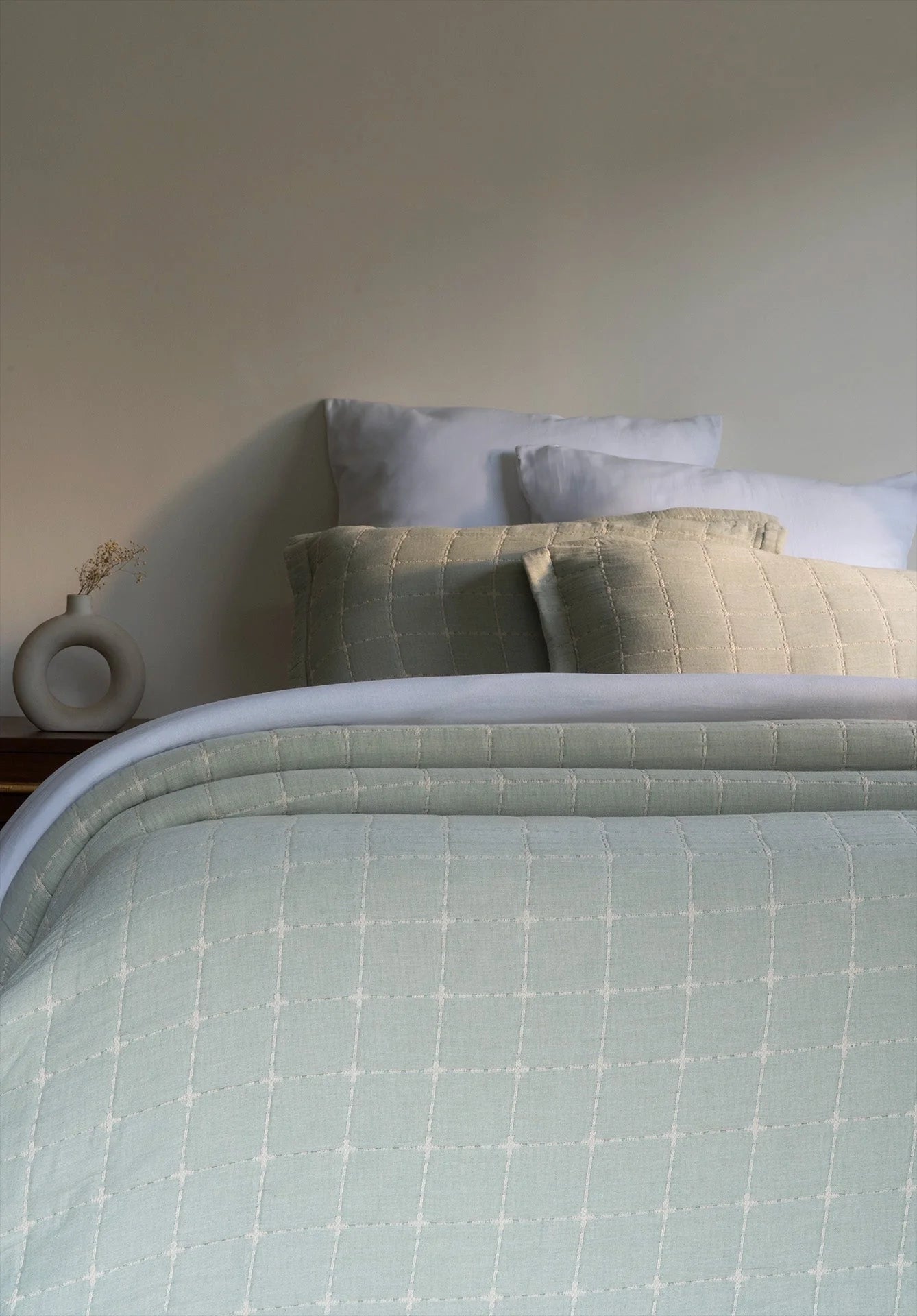 NIRAA Earthloom Tessera Bedspread