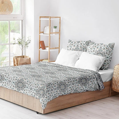 NIRAA Essential Mosaic Medallion